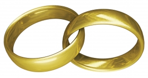 gold-rings-2-1326034-m