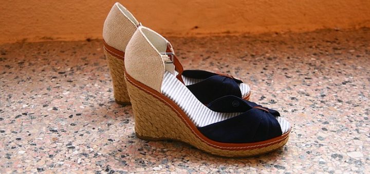 buty-na-koturnach